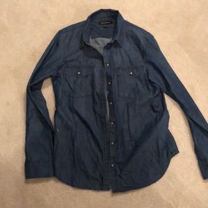Banana republic double pocket denim shirt
